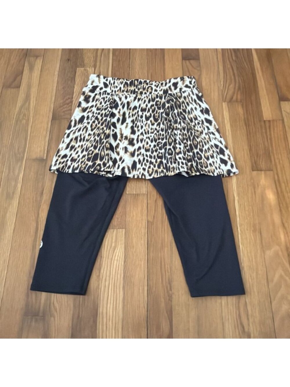 Dona Jo Women's Leopard Print Athletic Skort/Leggings Size M (Q07) - Picture 6 of 8